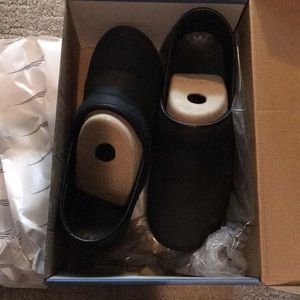 Dansko Professional oiled black 39